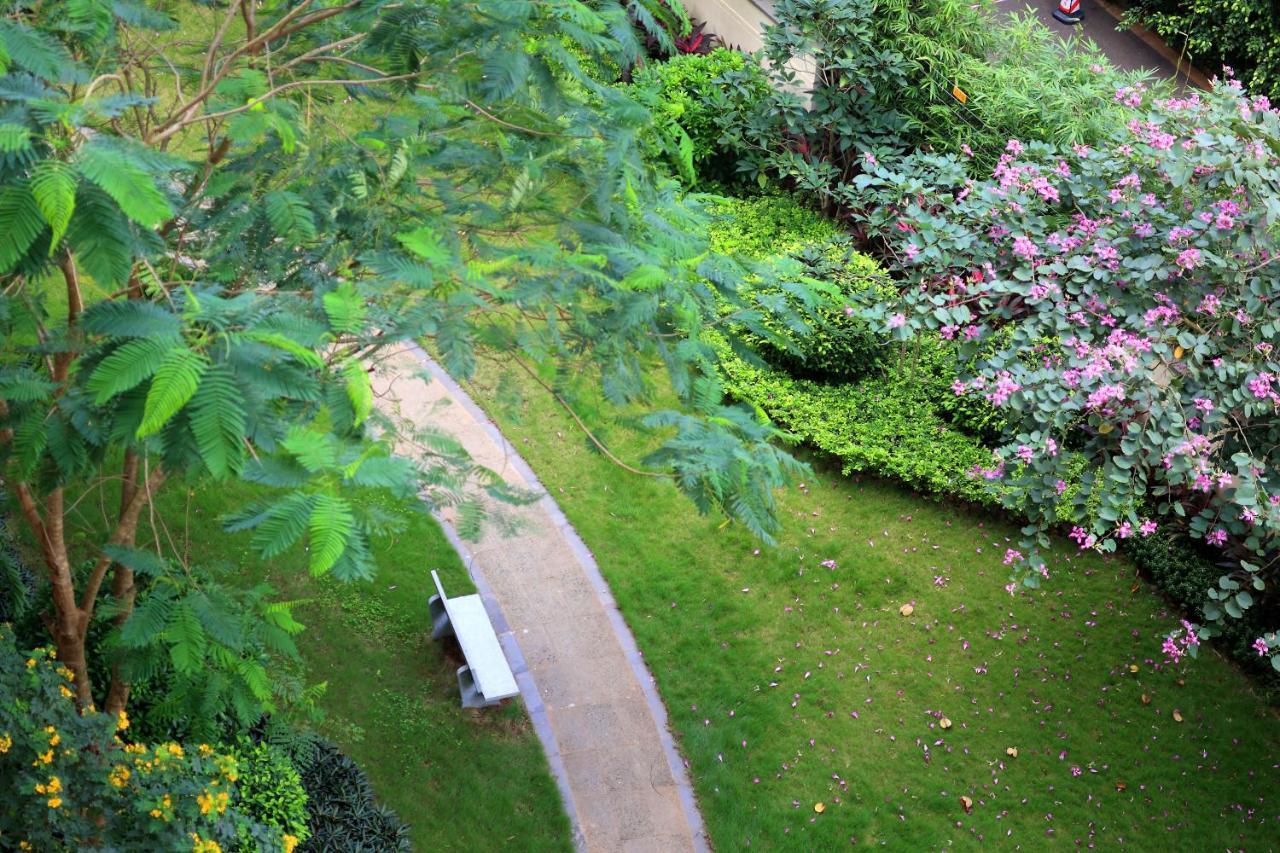 Care Residential Hotel Haikou  Bagian luar foto